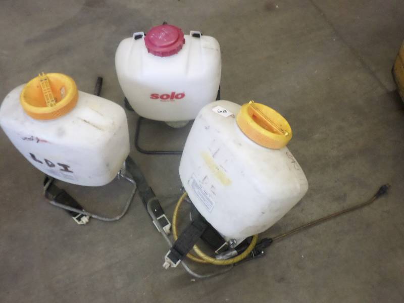 lot 65 image: (3) Backpack Sprayers For Parts...