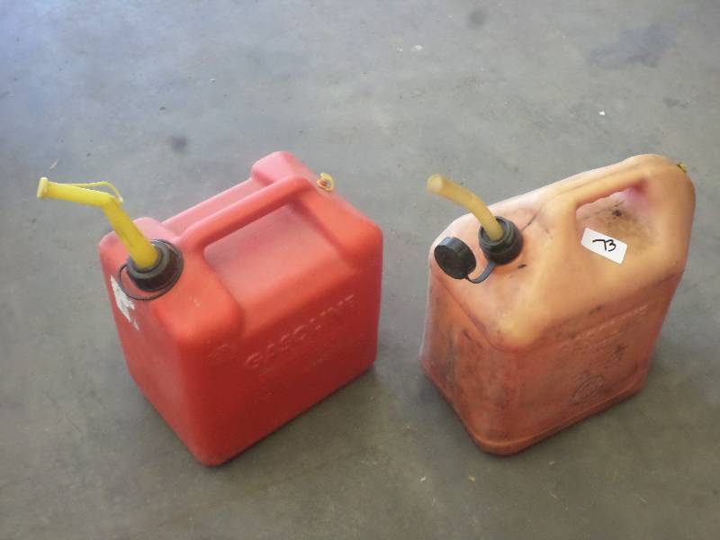 lot 73 image: (2) 5-Gallon Gas Cans ...