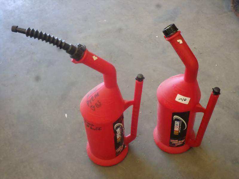 lot 76 image: (2) Nascar 2-Gallon Gas Cans ...