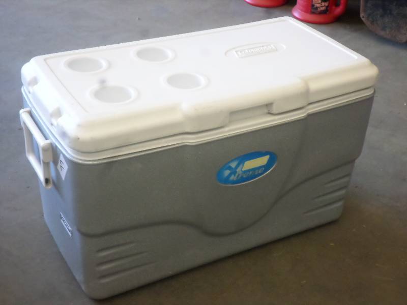 lot 77 image: Coleman Xtreme Camp Cooler ...