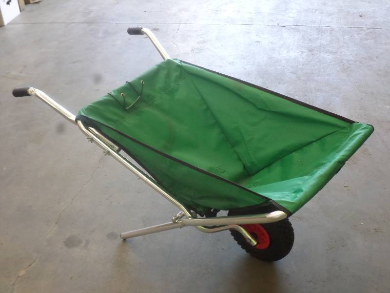 lot 83 image: Folding Compact Garden Cart ...