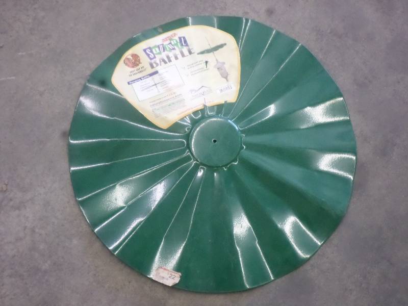 lot 93 image: 18 Bird Feeder Squirrel Baffle ...