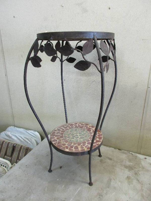 Plant stand