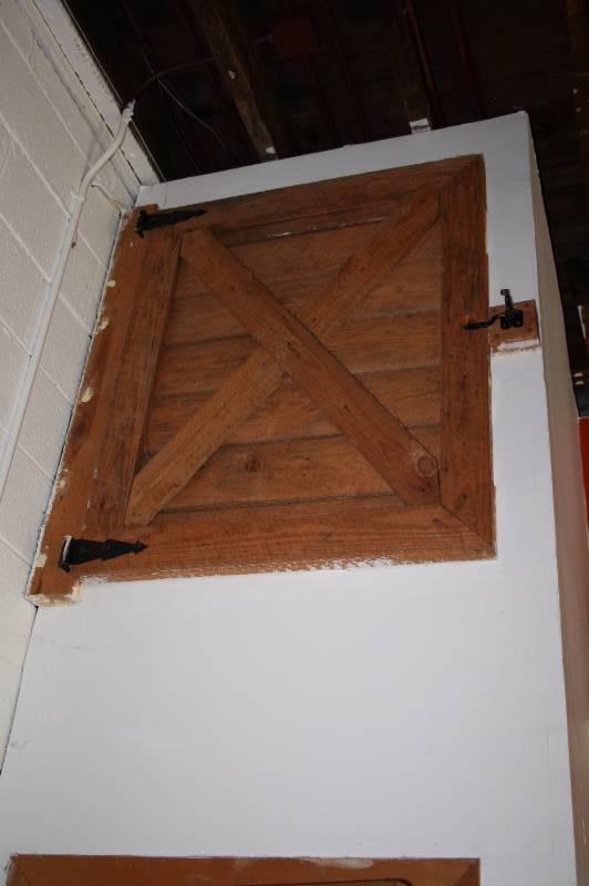 Wood Decorative Door