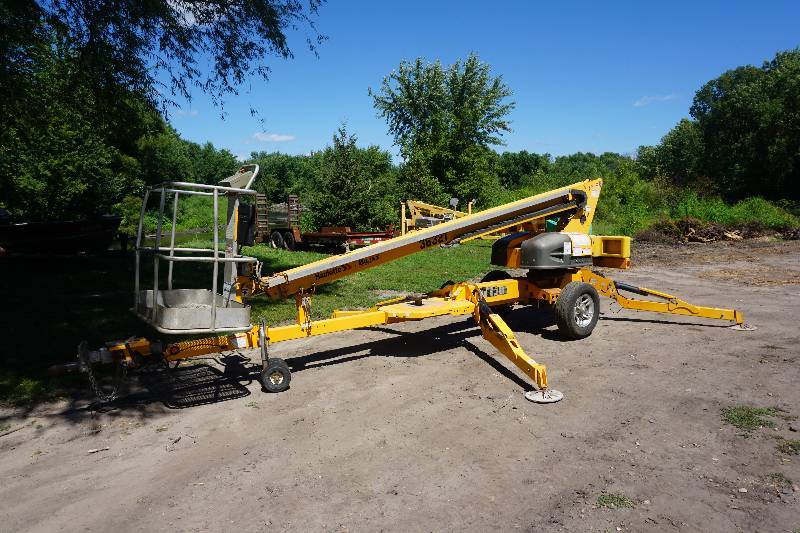 2012 Haullotte Bil Jax Model 3632T Pull Behind Man Lift