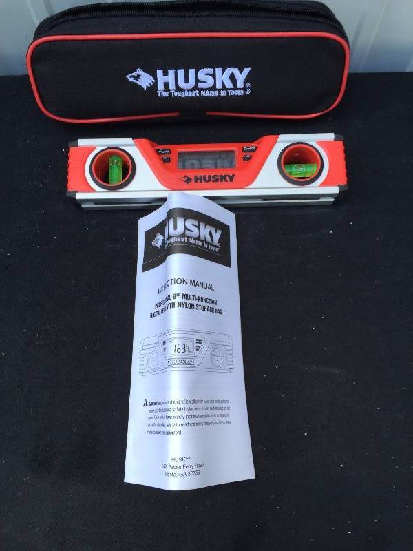 lot 21 image: Husky - Battery Powered Level