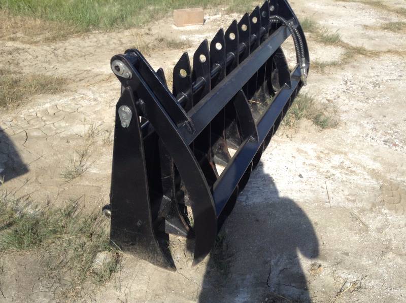 Bobcat Grappler