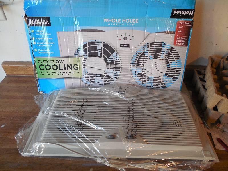 lot 46 image: Holmes Dual Blade Twin Window fan with One Touch Thermostat