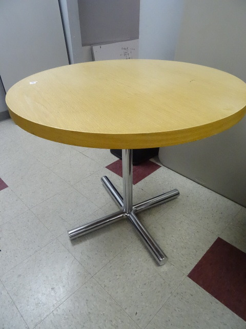 Round Table