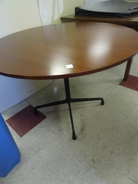 Round Table