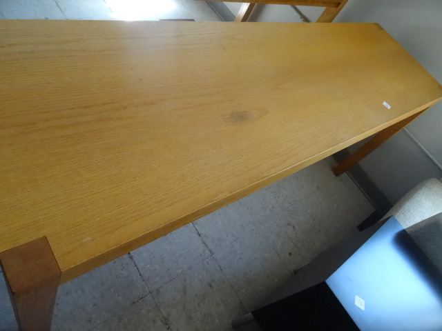 Oak Table