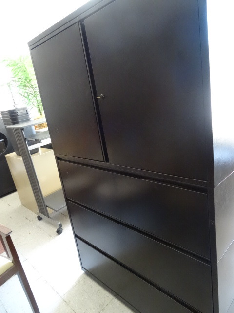 Lateral File