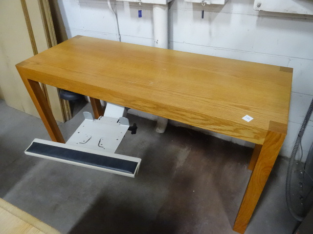 Oak Table