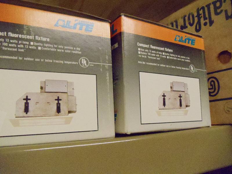 Alite Fluorescent Fixture