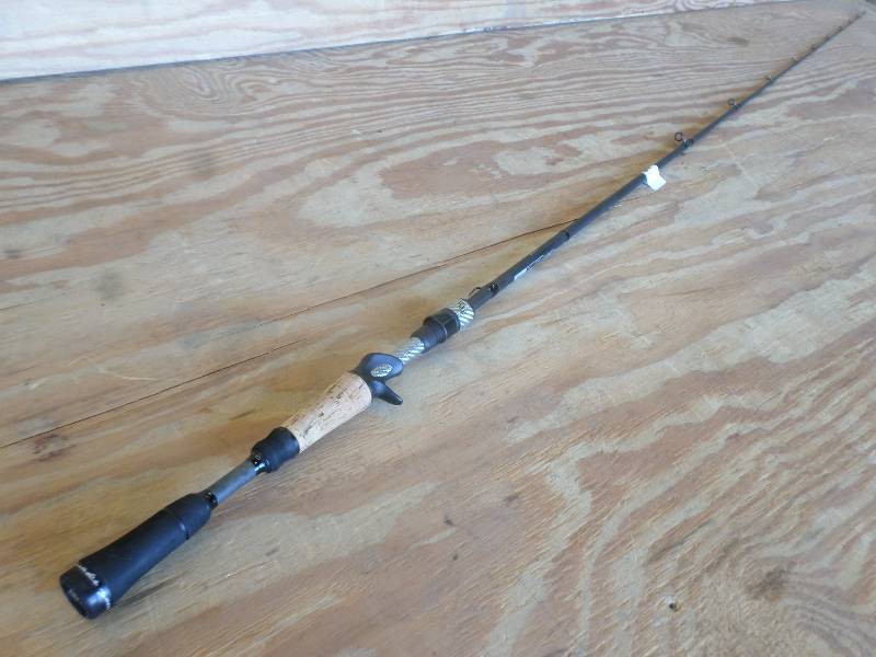 lot 33 image: Like New Black Omen 67 Medium Fas...