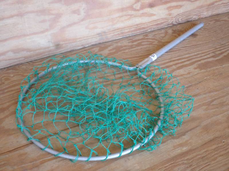 lot 52 image: 48 Landing Net ...