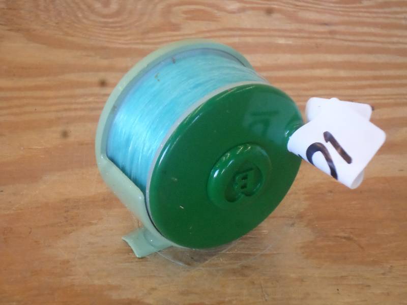 lot 103 image: Vintage Plastic Fishing Reel With D...