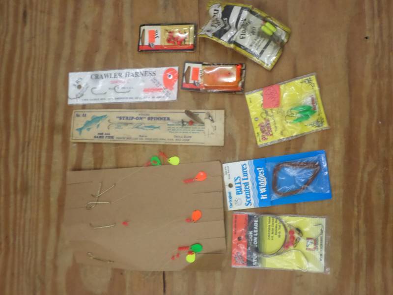 lot 114 image: Bag Of Assorted Fishing Tackle ...