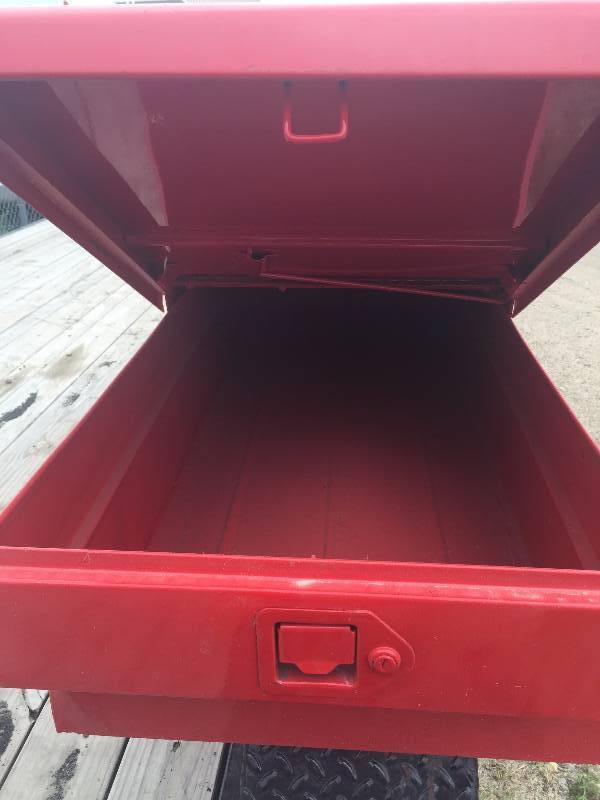 TRUCK TOOL BOX