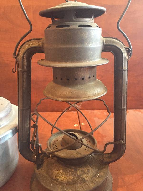 PRESSURE COOKER AND LANTERN