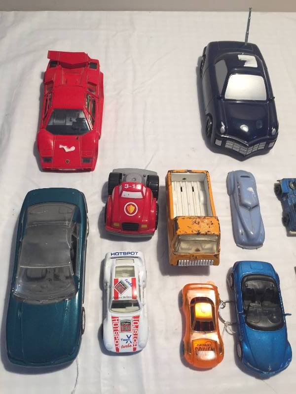 TOY CARS