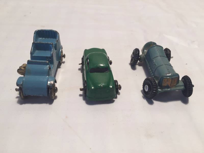 MINIATURE CLASSIC CARS