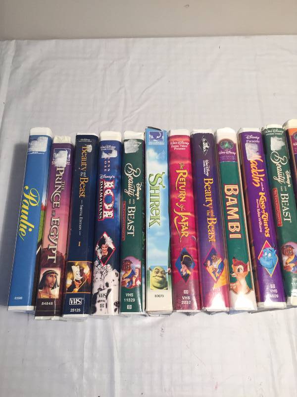 VHS DISNEY MOVIES