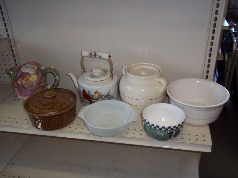 lot 15 image: Glass ware, corell ware and cookie jar