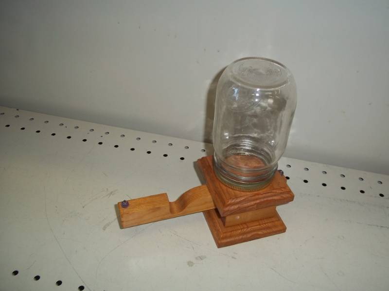lot 58 image: candy dispenser