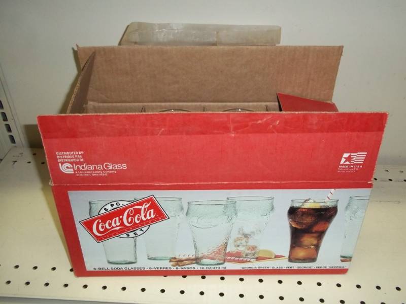lot 64 image: 4 Coca Cola Glasses