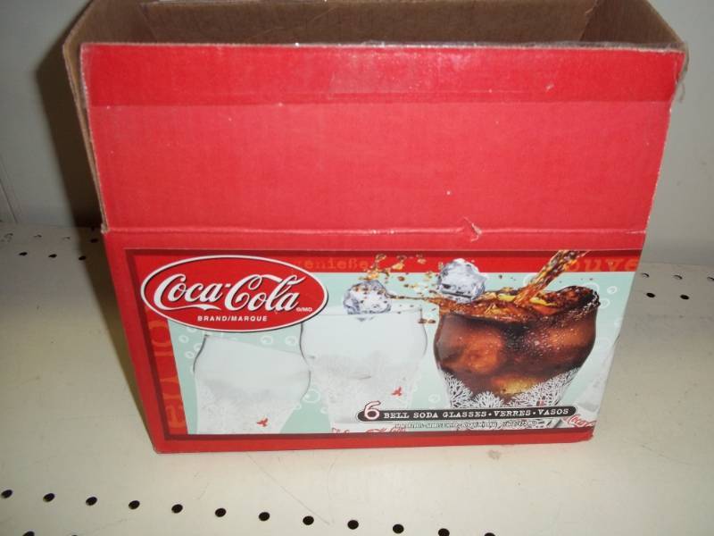 lot 66 image: 4 Decorated Coca Cola glasses