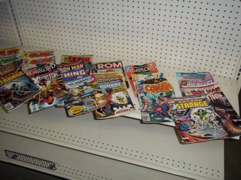lot 102 image: Comic Books