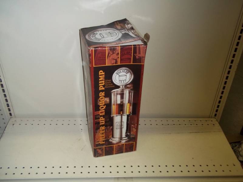 lot 138 image: Filler up liquor pump