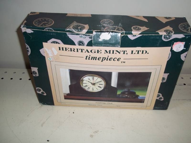 lot 152 image: New Clock with box