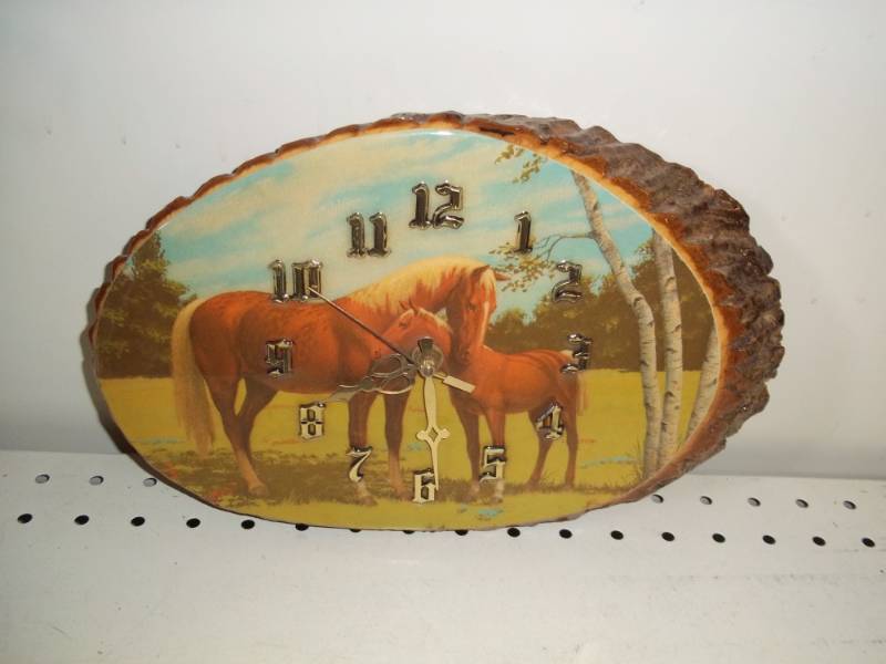 lot 154 image: Horse clock