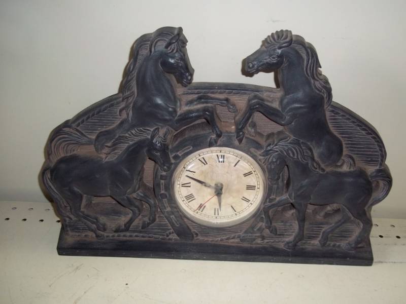 lot 155 image: Horses clock