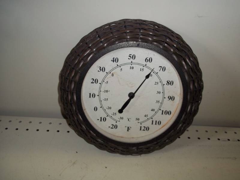 lot 159 image: Thermometer