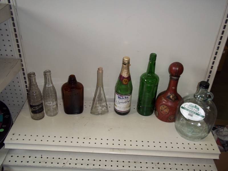 lot 173 image: Bottles, decanters and glassware
