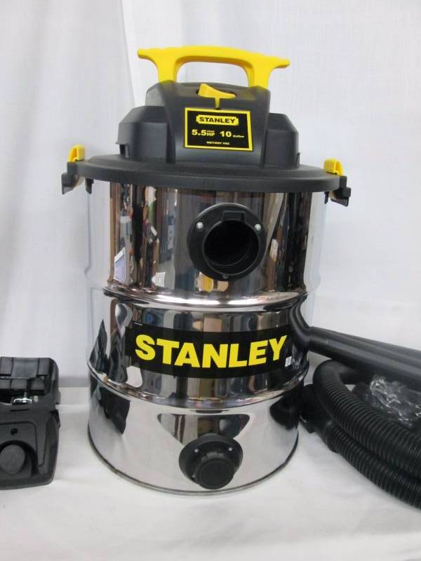 Stanley 10Gallon Wet/Dry Shop Vac August High End Store Returns 3
