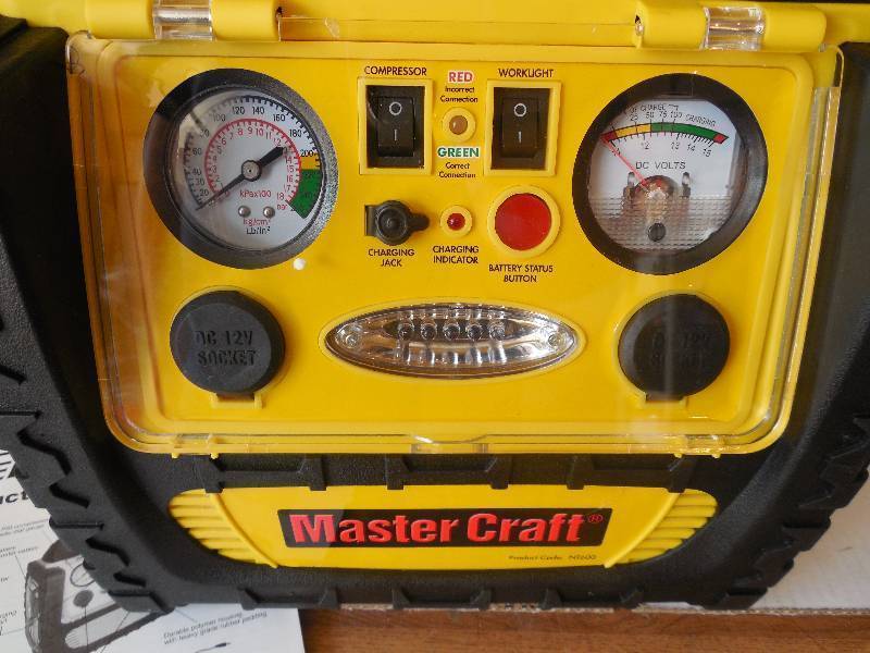 lot 10 image: Master Craft 5-in-1 Power Station