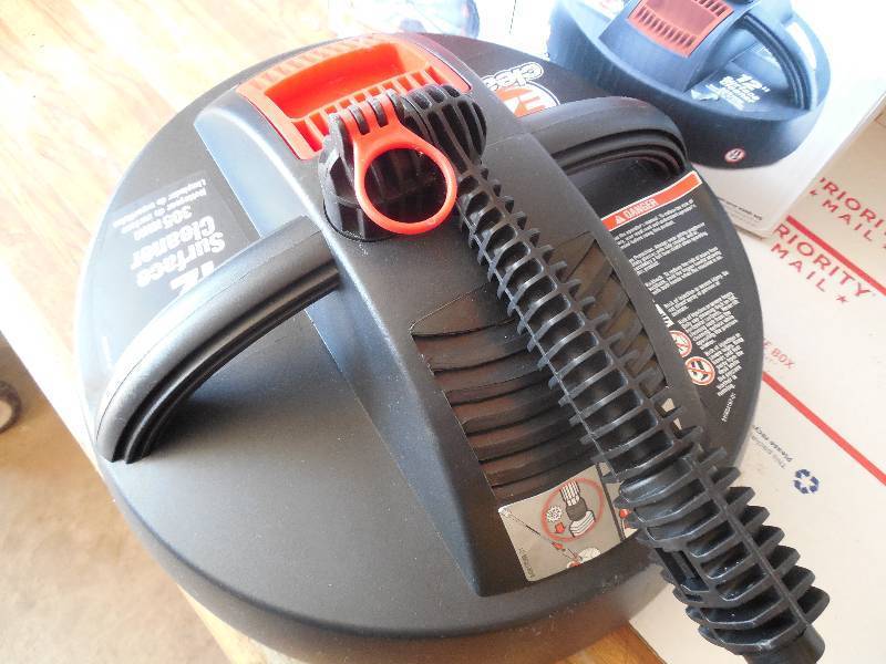 lot 28 image: 1800-PSI 12 in. EZ Clean Surface Cleaner