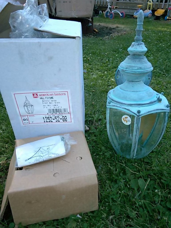 Beautiful BRAND NEW Antiqued SOLID Brass 16 Wall Lantern