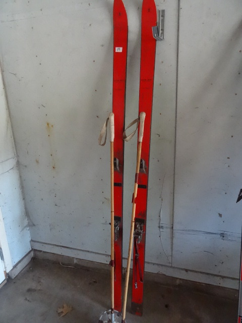 Skis