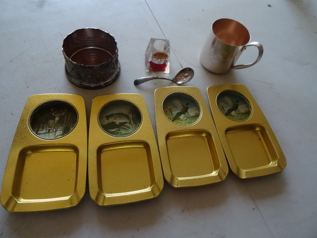 Metal Ash Trays