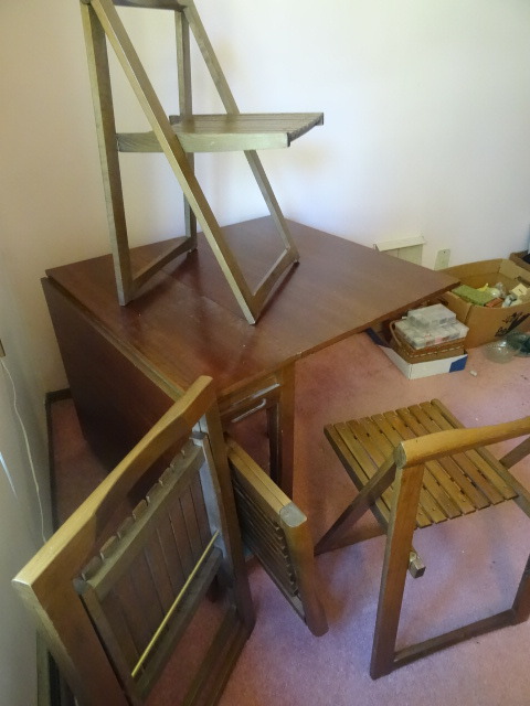 Apartment Table