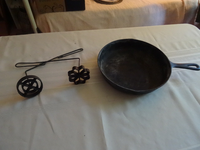 Cast Iron Chicken Fryer