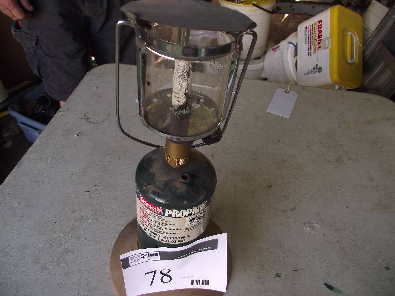 lot 78 image: Single mantel lantern