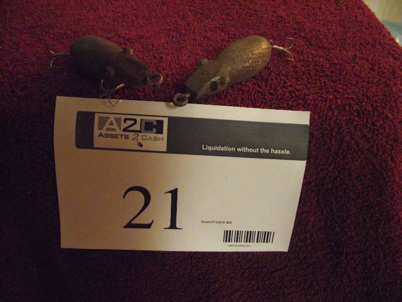 lot 21 image: 2 wooden mouse lures