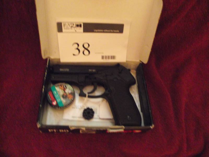 lot 38 image: Gamo PT-80 air pistol