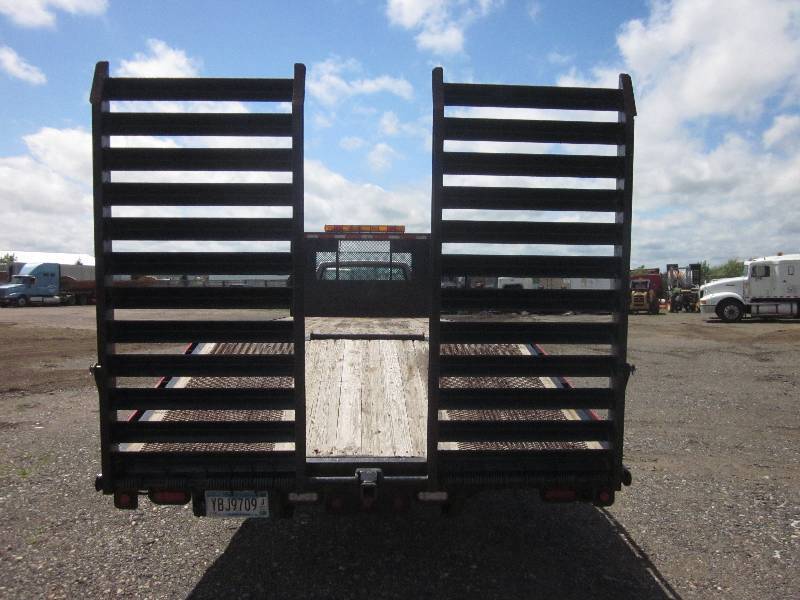 Heavy Duty Flatbed Omaha Standard 20' Deck with 6' Dove Tail